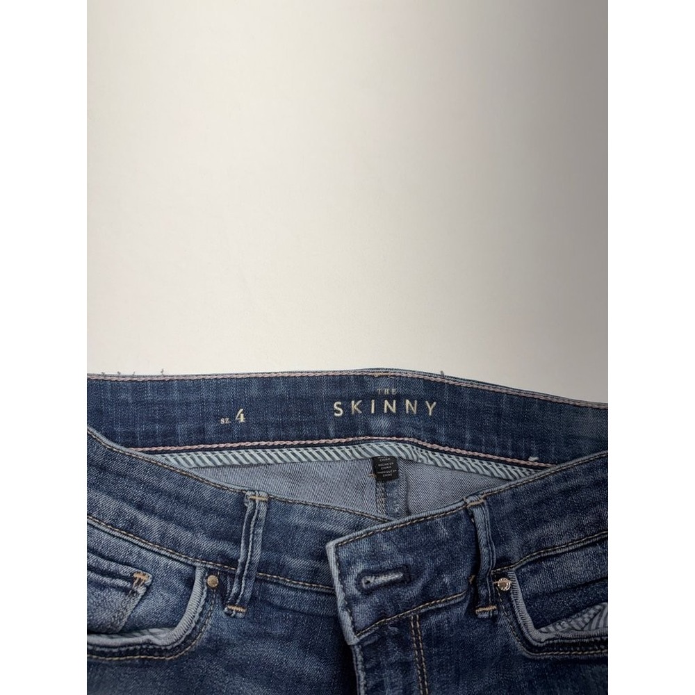 White House Black Market The Skinny Distressed Blue Jeans Size 4 - Picture 2 of 9